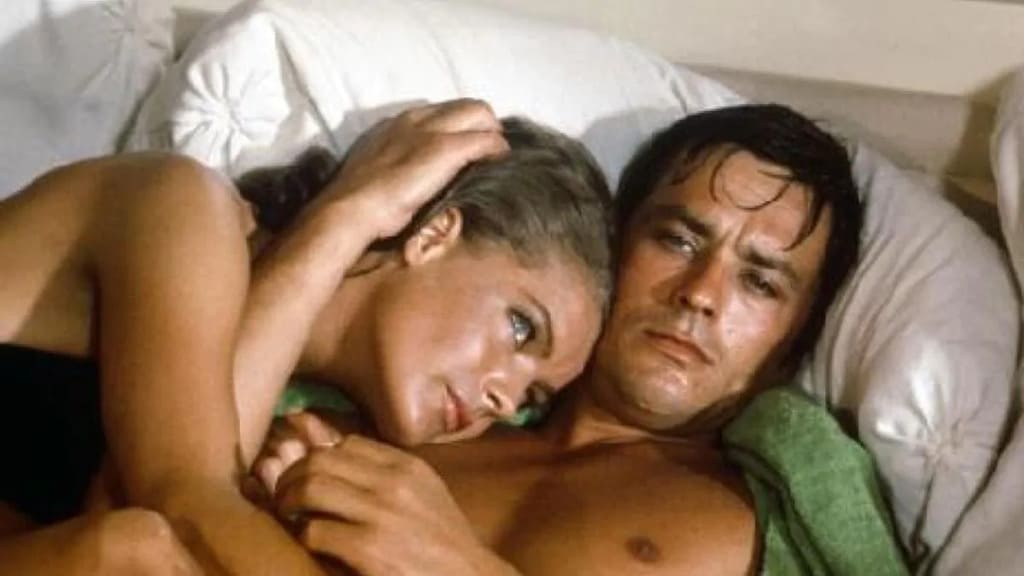 Бассейн (la-piscine) 1969 г. Бассейн (la-piscine) 1969 г. (кадр из фильма) 1