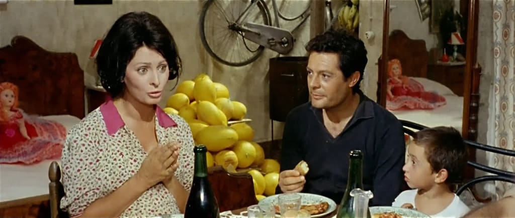 Вчера сегодня завтра (Ieri, oggi, domani) 1963 г. (кадр из фильма). 2
