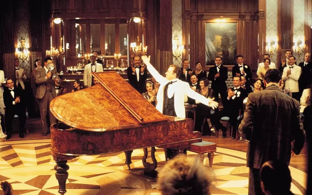 Легенда о пианисте Легенда о пианисте (La leggenda del pianista sull'oceano) 1998 г. Легенда о пианисте Легенда о пианисте (La leggenda del pianista sull'oceano) 1998 г. (кадр из фильма). 3