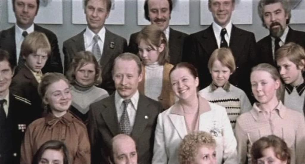 Однажды двадцать лет спустя 1980 г. Однажды двадцать лет спустя 1980 г. (кадр из фильм). 3