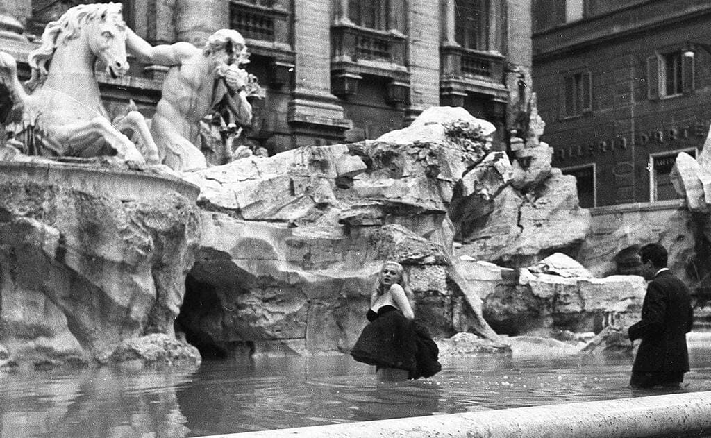 Сладкая жизнь (La dolce vita) 1960 г. (кадр из фильма). 2