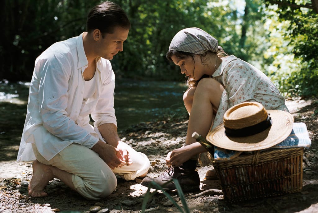 Дочь землекопа (La Fille du puits) 2011 г. (кадр из фильма). 1